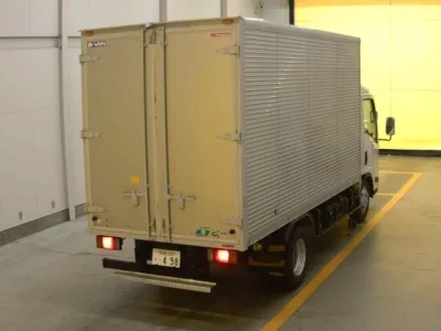 Isuzu ELF