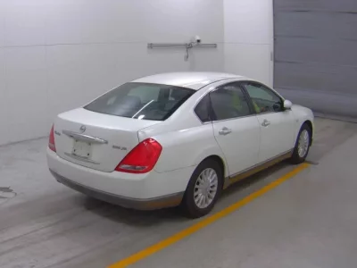 Nissan TEANA