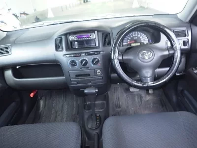 Toyota SUCCEED