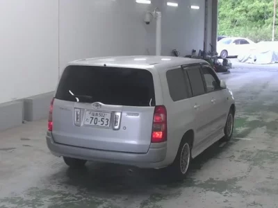 Toyota SUCCEED