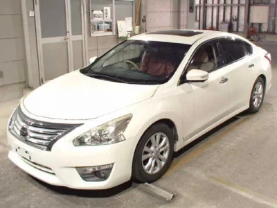 Nissan TEANA