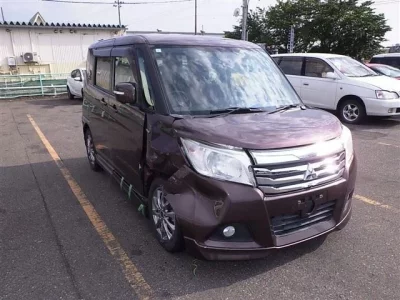 Mitsubishi DELICA D2