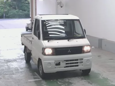 Mitsubishi MINICAB TRUCK