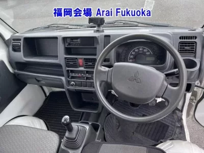 Mitsubishi MINICAB TRUCK