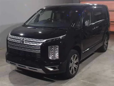 Mitsubishi DELICA D5