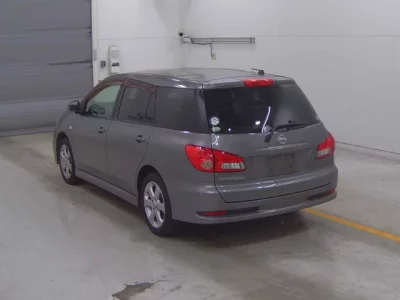 Nissan WINGROAD