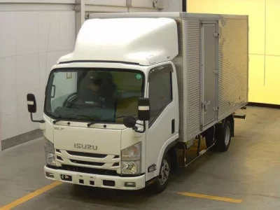 Isuzu ELF