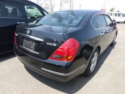 Nissan TEANA