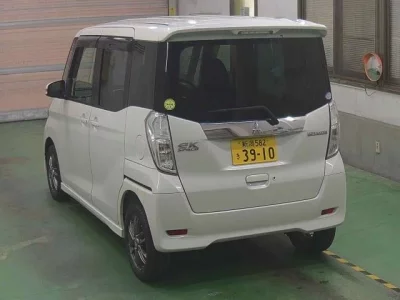 Mitsubishi EK SPACE