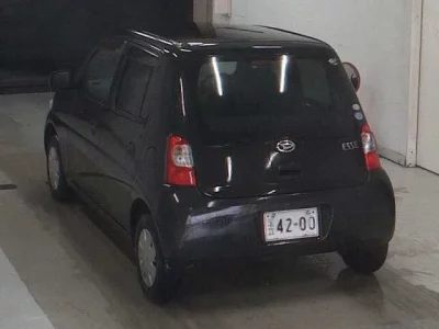 Daihatsu Esse