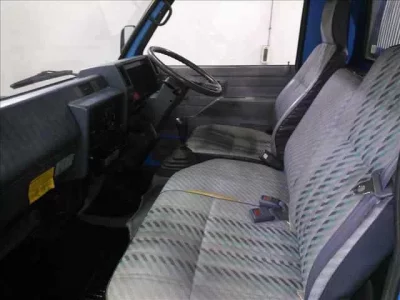Isuzu ELF TRUCK