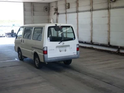 Nissan VANETTE VAN