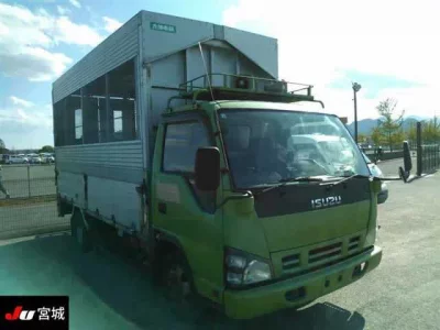Isuzu TRUCK