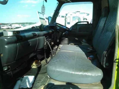 Isuzu TRUCK