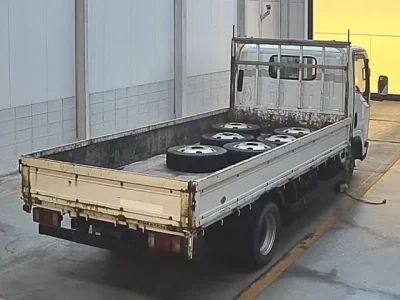 Nissan ATLAS
