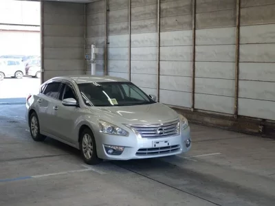 Nissan TEANA