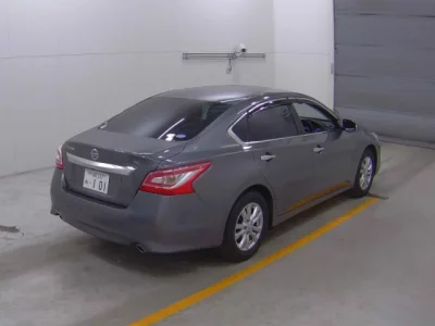 Nissan TEANA