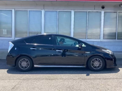 Toyota PRIUS PHV