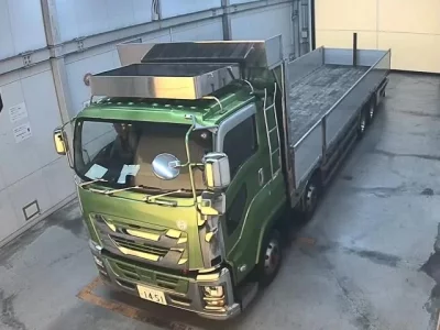 Isuzu TRUCK