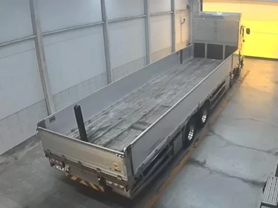 Isuzu TRUCK