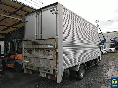 Nissan ATLAS