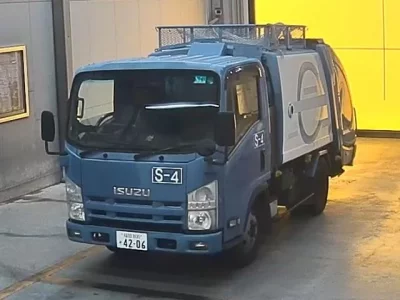 Isuzu ELF