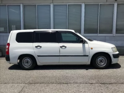 Toyota SUCCEED
