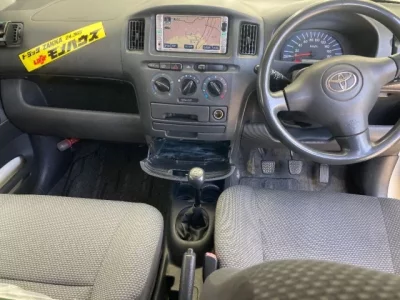 Toyota SUCCEED