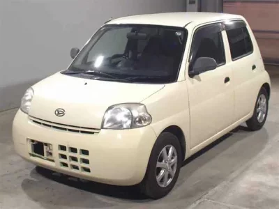 Daihatsu Esse