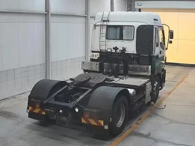 Isuzu TRUCK