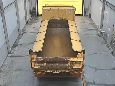 Isuzu TRUCK
