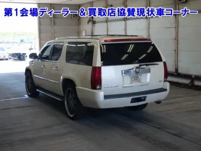 GM CADILLAC ESCALADE
