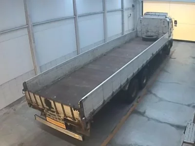 Isuzu TRUCK
