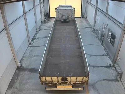 Isuzu TRUCK