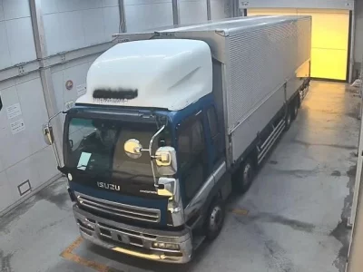 Isuzu TRUCK