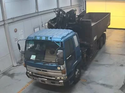 Isuzu TRUCK