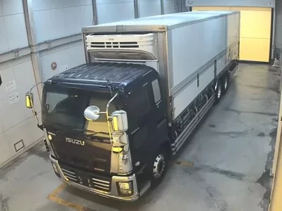 Isuzu TRUCK