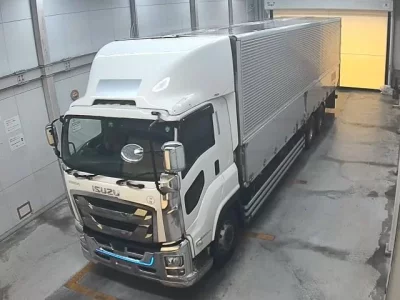 Isuzu TRUCK