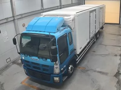 Isuzu TRUCK