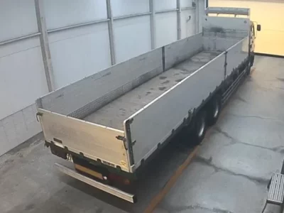 Isuzu TRUCK
