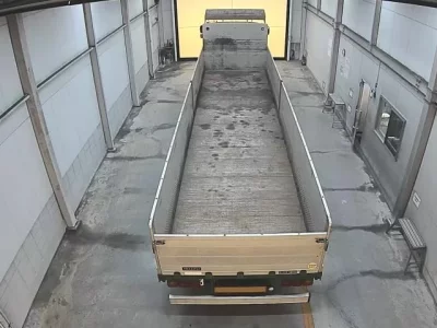 Isuzu TRUCK