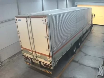 Isuzu TRUCK