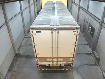 Isuzu TRUCK
