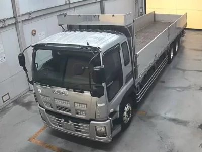 Isuzu TRUCK