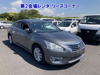 Nissan TEANA