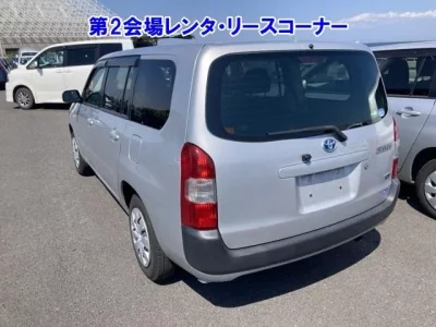Toyota SUCCEED