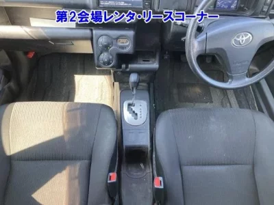 Toyota SUCCEED