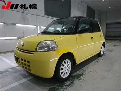 Daihatsu Esse