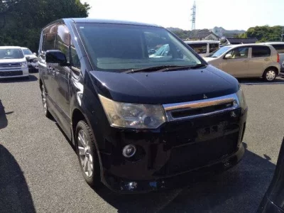 Mitsubishi DELICA D5