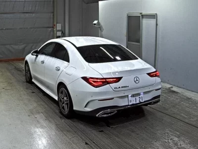 Mercedes-Benz CLA CLASS